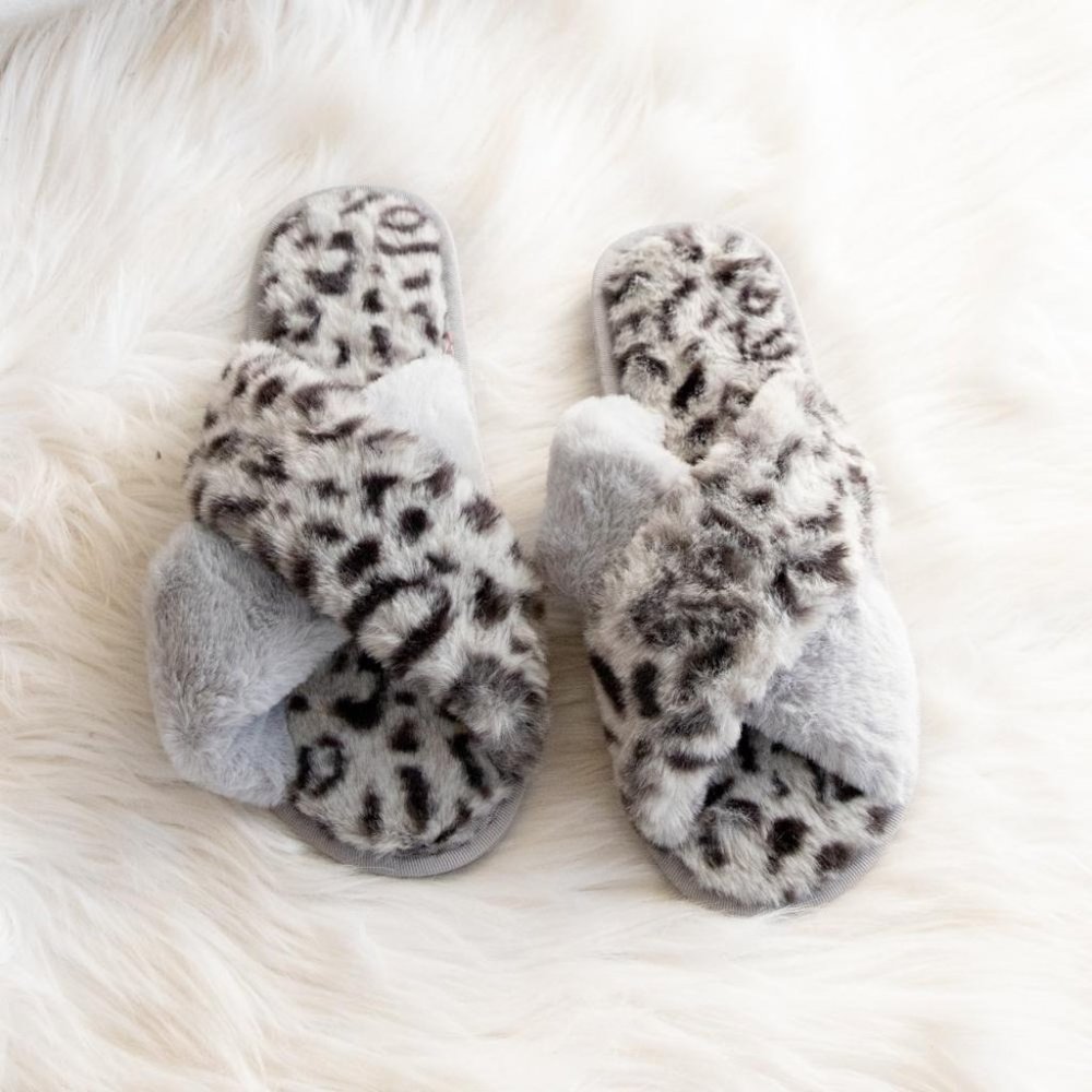 COZY LEOPARD CROSS SLIPPERS - Gray - Picture 1 of 2